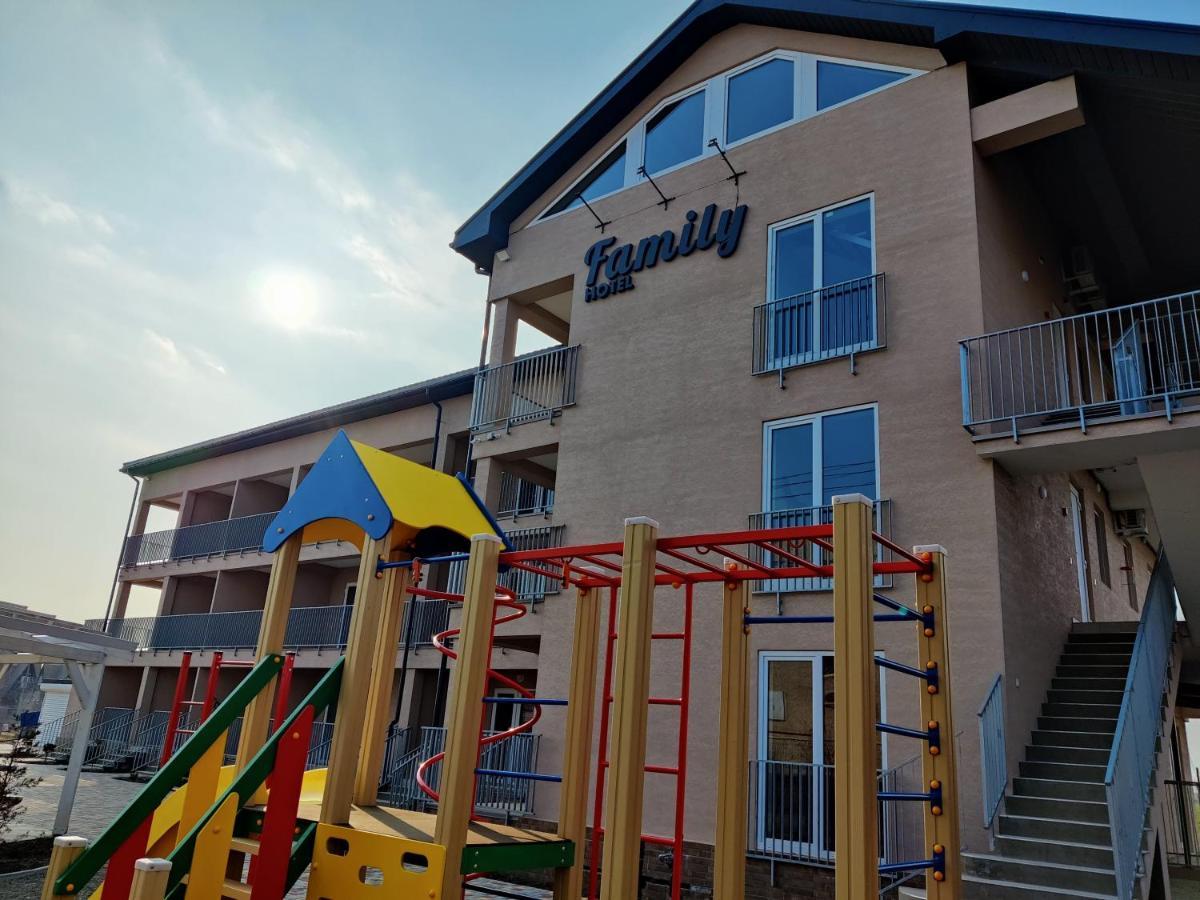 غريبوفكا Family Hotel المظهر الخارجي الصورة